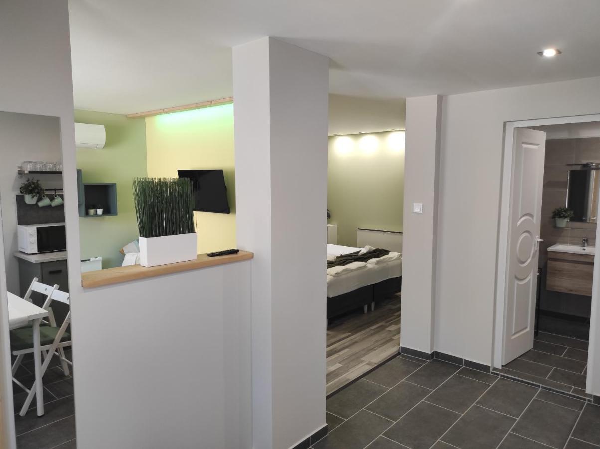 7 Days Apartment Mako Luaran gambar