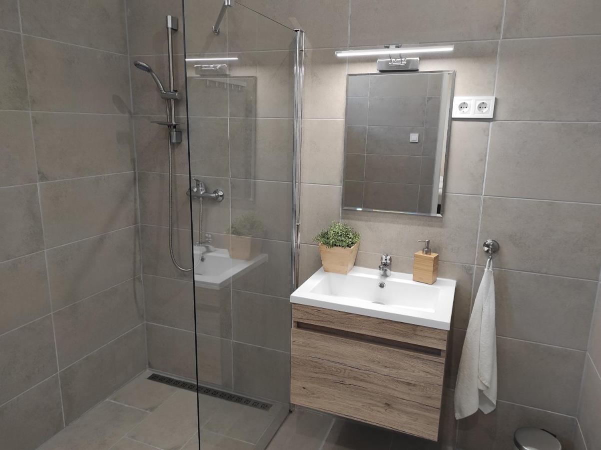 7 Days Apartment Mako Luaran gambar