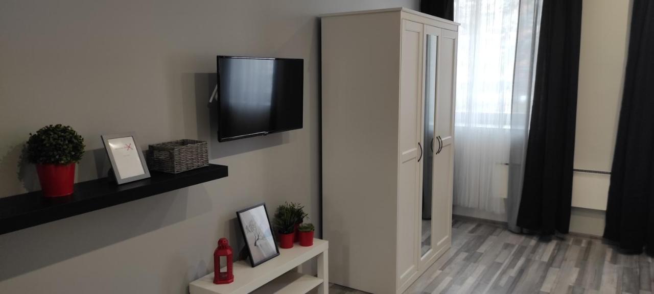 7 Days Apartment Mako Luaran gambar