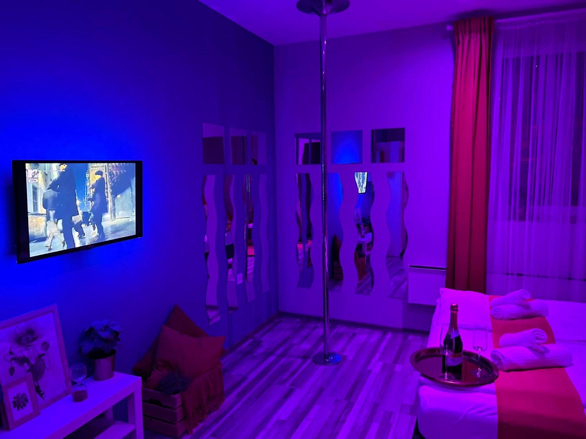 7 Days Apartment Mako Luaran gambar